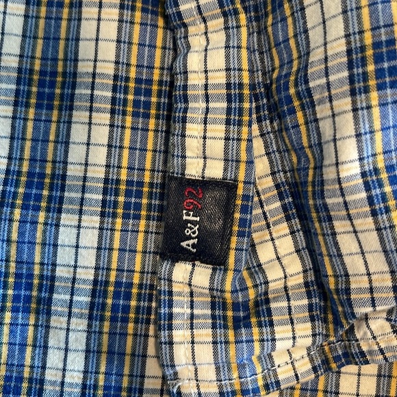 Abercrombie & Fitch Plaid Long Sleeve Muscle Shirt Button Down Medium Blue White - Picture 7 of 7